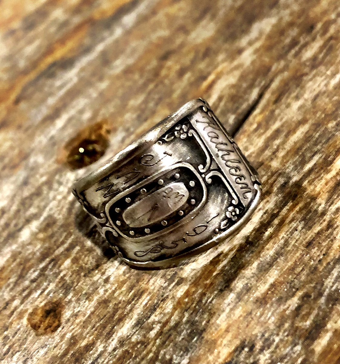 mrgriffin33's tweet photo. Baby spoon ring! https://t.co/OhhWgvpImf