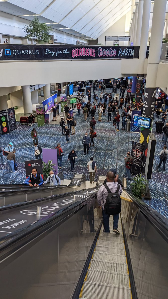 mgrygles's tweet image. Thank you @devnexus for another amazing show #DevNexus2022 ❤️ Reunited w/ great friends+ met new ones.  Looking forward to our next great collaboration this coming fall: @jconfdev in Chicago!!