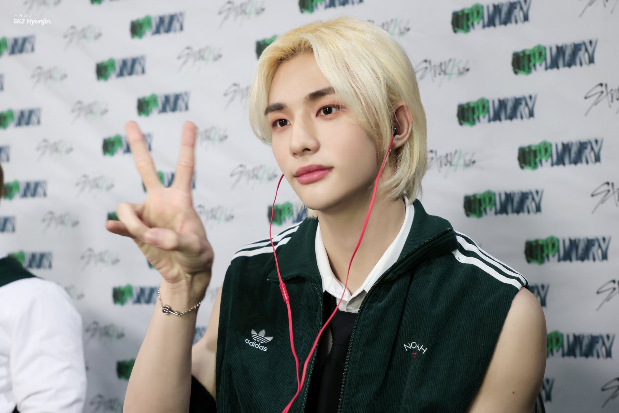 ◜◡◝.) na platformě X: „1回ブリーチはし直してると思うけど ◜◡◝.) na platformě X: „1回ブリーチはし直してると思うけど
