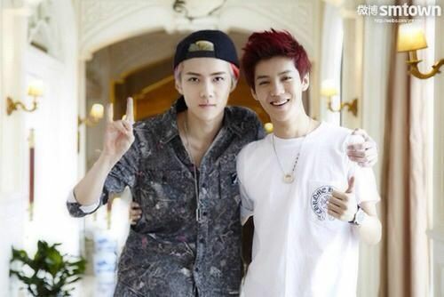 HUNHANLOOKS's tweet photo. #hunhan
#hunhanday
#hunhanweek https://t.co/XozFGmifYR