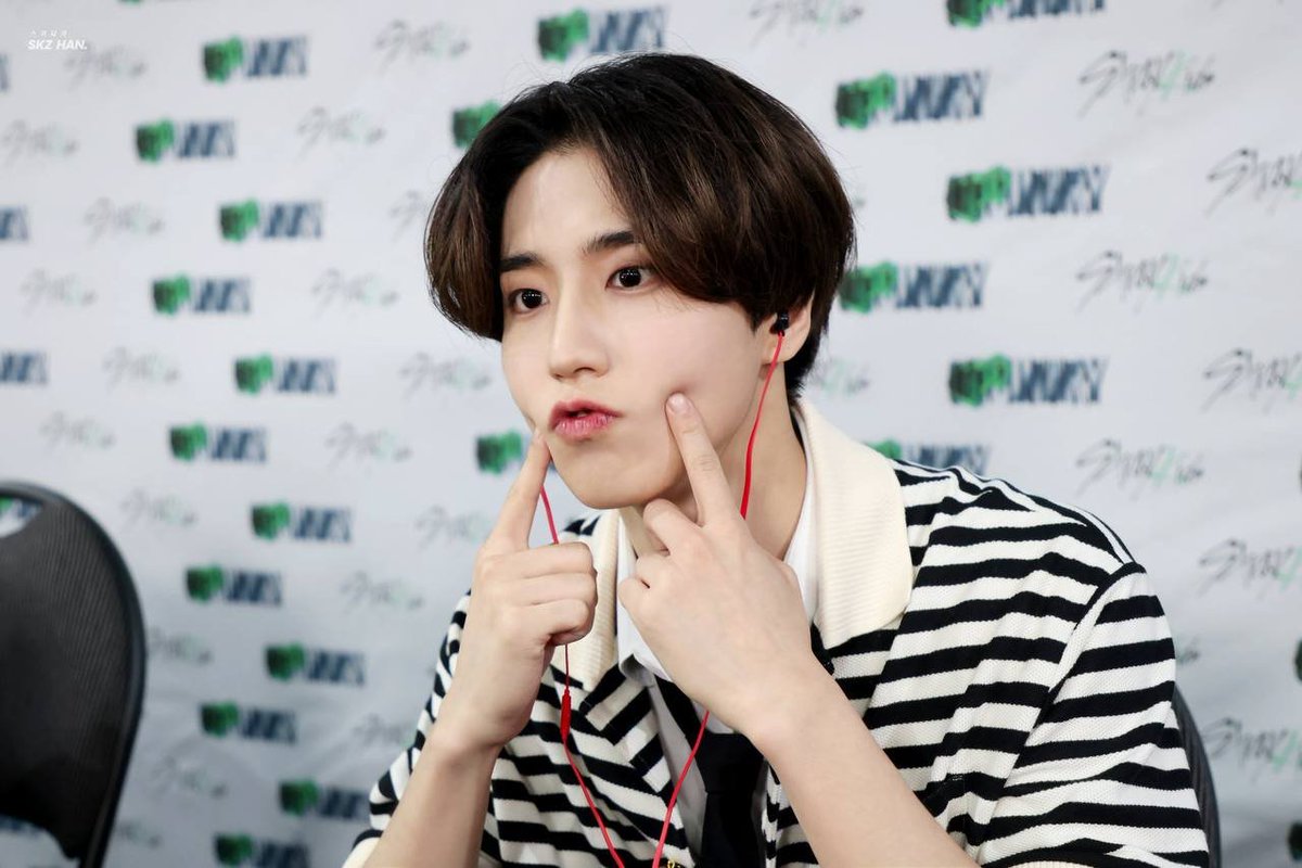 Вері сенсітів контент
#스트레이키즈 #Straykids #현진 #hyunjin #ヒョンジン #黃鉉辰