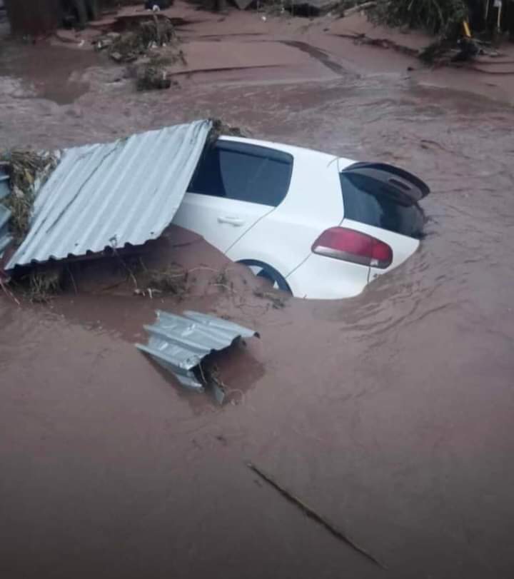 Many people died by drowning just because they didn’t know this: 
Guys In a car Incase you find yourself under water in a car don’t panic 

1. Don’t waste your energy trying to push the door
 
2. Don’t open the window the force of water entering the car won’t allow you out