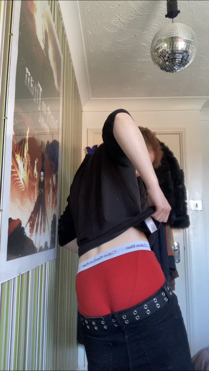 Samskeevy's tweet photo. #sagger #sagging #saggingpants #sagginglow #saggerstyle #saggerboy #saggerbros #saggerworld #calvinkleinunderwear #boxerbriefs #scally #saggerstyle #swag https://t.co/U152EoXinb