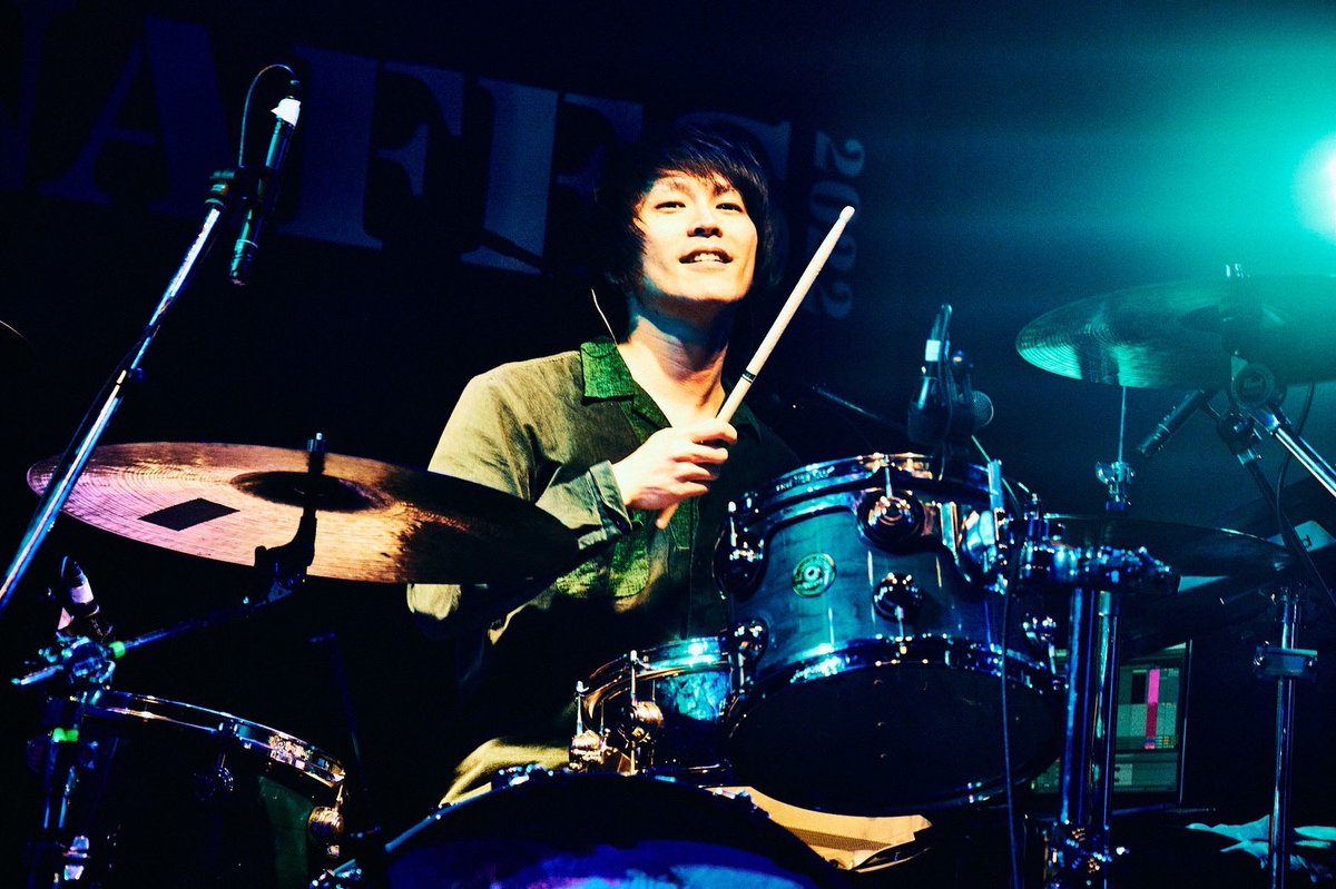 panafes2022's tweet photo. ＼速報レポート！／

久々に観た。てかほんと久々に対バンした。いつだったか月に何本もやってたのが嘘みたい。時が経って新曲ばかり、でもやっぱりPELICAN FANCLUBや。あの頃からエンドウくんが歌い続けてきた美しさ。

#パナフェス
act @PELICANFANCLUB 
photo @hamanokazushi https://t.co/MNrl4Ou5ew