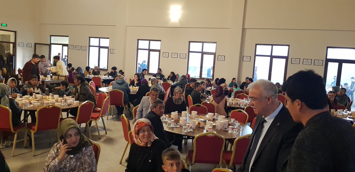 abidincaglayan_'s tweet photo. 📍Sarıveliler 

Sarıveliler Başdere Tekstil Firmasının iftar programına İl Yönetim Kurulu Üyelerimiz Cemal Keskin, Fatih Yilmaz, İlçe Başkan Yrd. Ahmet Cengiz, Gençlik Kolları İlçe Başkanımız Abdurrahman Iner ve İlçe Yönetim Kurulu Üyelerimiz ile birlikte katıldık. ++ https://t.co/6VnBA72TZN