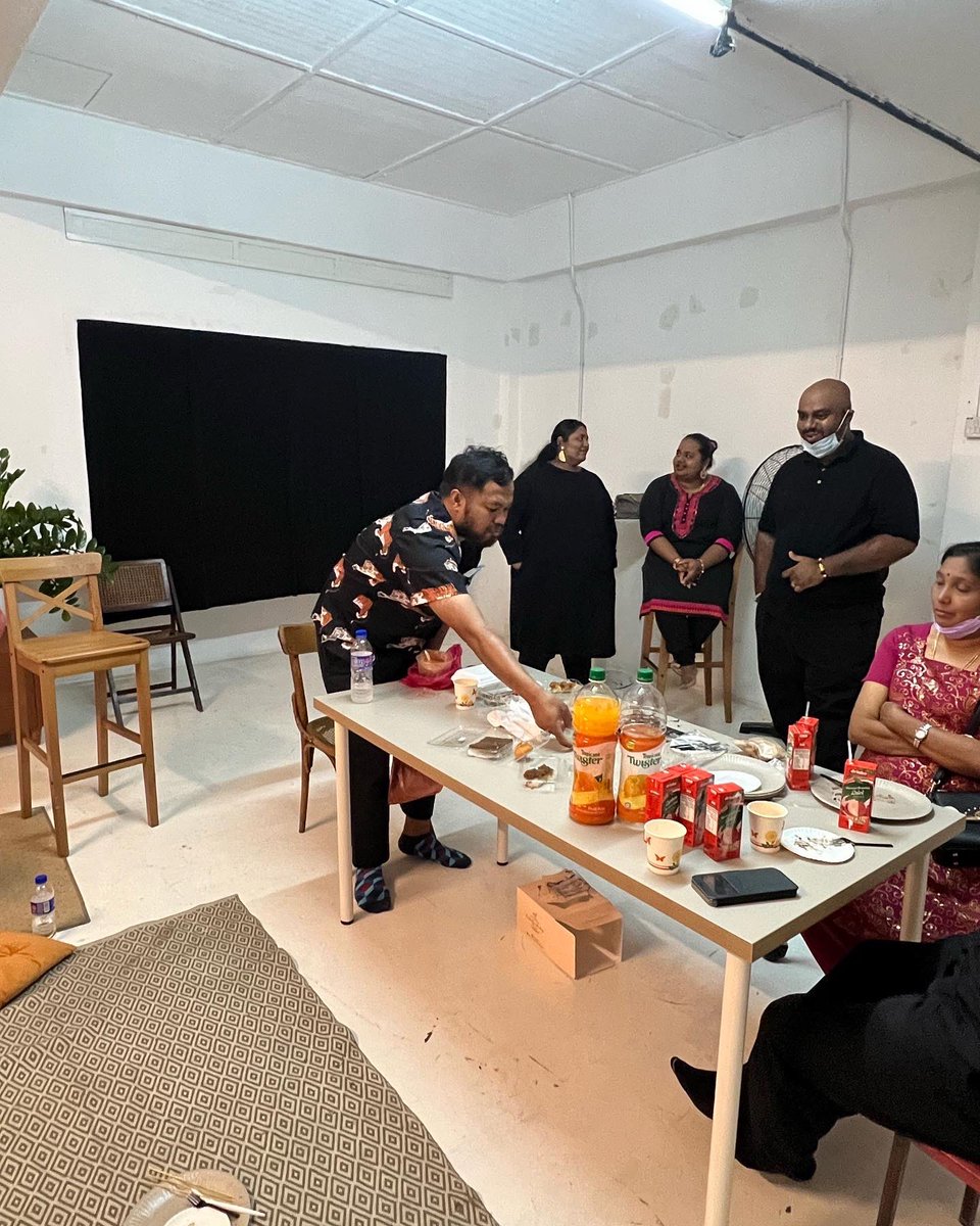 partimudaperak's tweet photo. Berkongsi dan berbagi makanan menyatukan rasa dan kita.

Terima kasih pada yang hadir. Tak ramai tapi kami ada dan sudah mula. https://t.co/9zH3gNsgaj