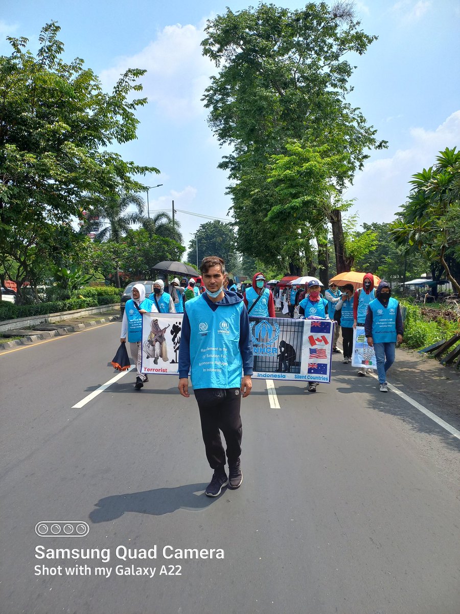 HamidHa55577315's tweet photo. Help refugees in Indonesia https://t.co/LDy4RhAF7L