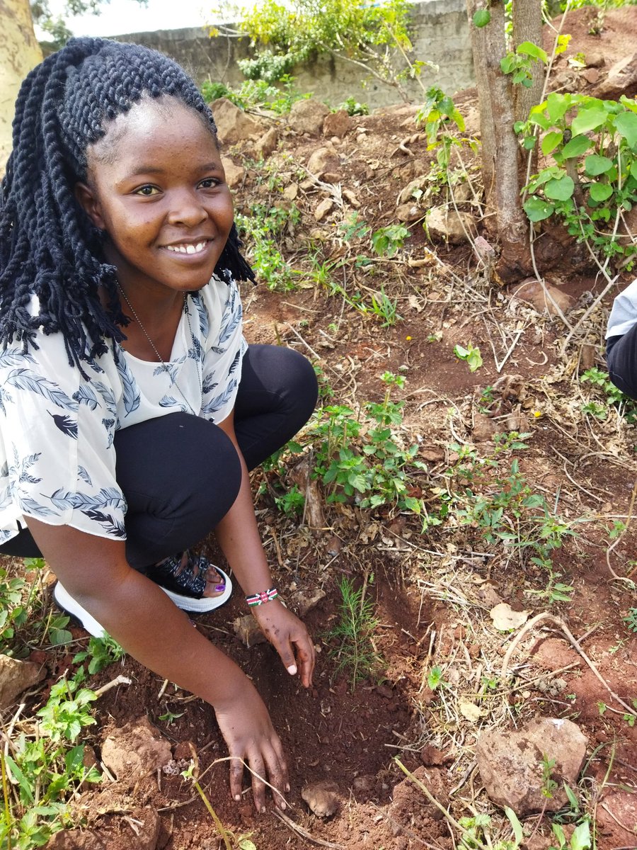 Itsjeyma's tweet photo. Today being our tree planting day.....I managed to plant four trees which I know will be helpful to the environment when taken care of .Trees have an important role in the universe.#ClimateChangeAwarenes https://t.co/dUF0xNmmmT