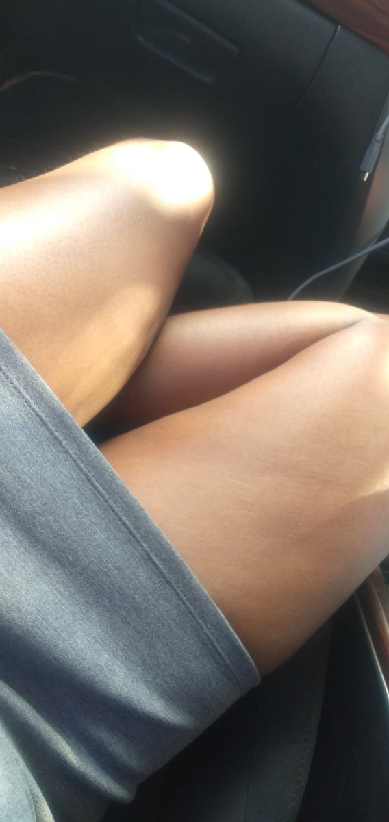 mageefortune's tweet photo. @juddaah__ Brown thighs hits different 😊 https://t.co/GJ3retNZKW