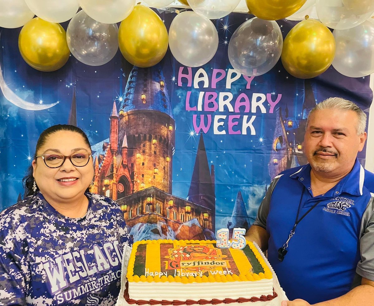 WISDCentralLib's tweet photo. Great Library week!  It’s great to be apart of such a great school! https://t.co/8nxsQT9enS