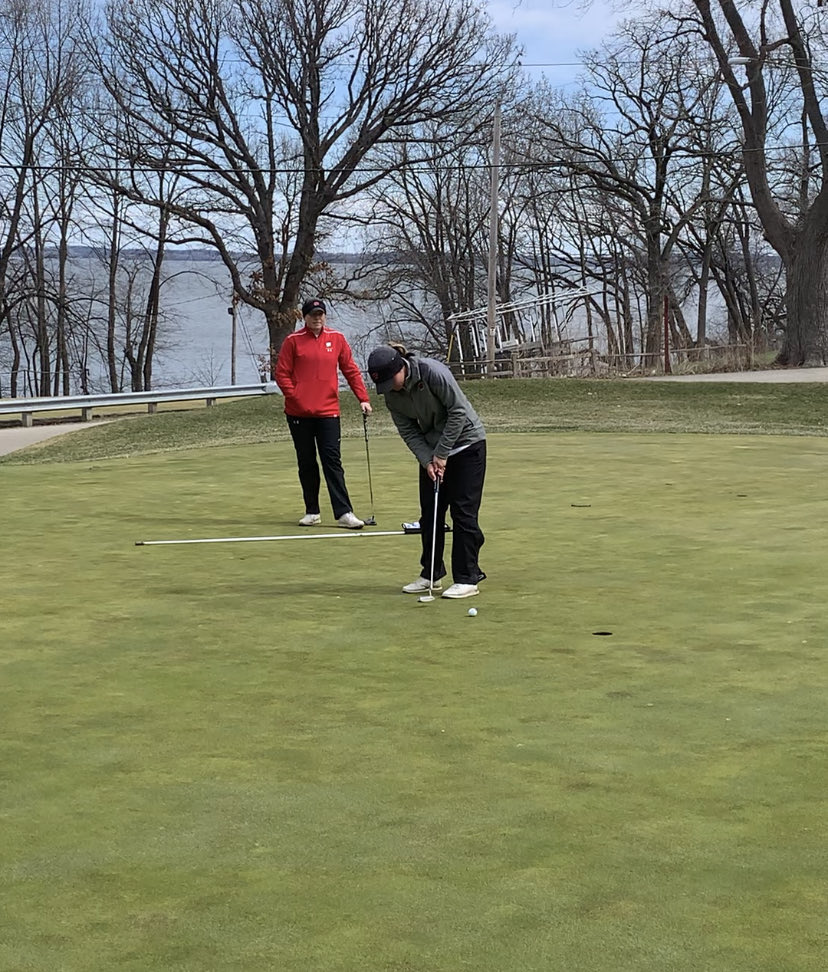 Wisconsin Women's Golf (@badgerwgolf) on Twitter photo <a href="/BlackhawkCC/">Blackhawk CC</a>, thank you for hosting us yesterday. As always…awesome course conditions and great hospitality! #OnWisconsin <a href="/BlackhawkCC/">Blackhawk CC</a>, thank you for hosting us yesterday. As always…awesome course conditions and great hospitality! #OnWisconsin