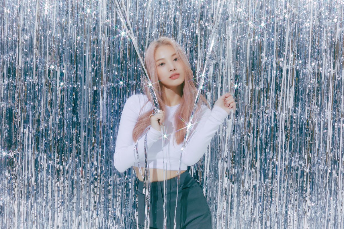 luv_jw05's tweet photo. 遅くなっちゃったけどジニちゃん
お誕生日おめでとう🧚‍♂️🧞‍♂️

 #HAPPYJINNIDAY #NMIXX https://t.co/LhrEem9V1s