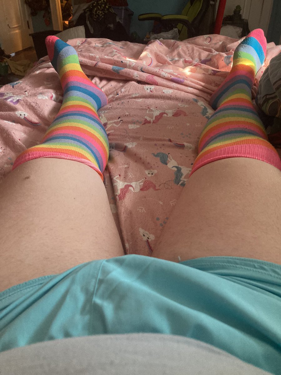astro_andromeda's tweet photo. The return of the thighs https://t.co/fXnhN8IYCk