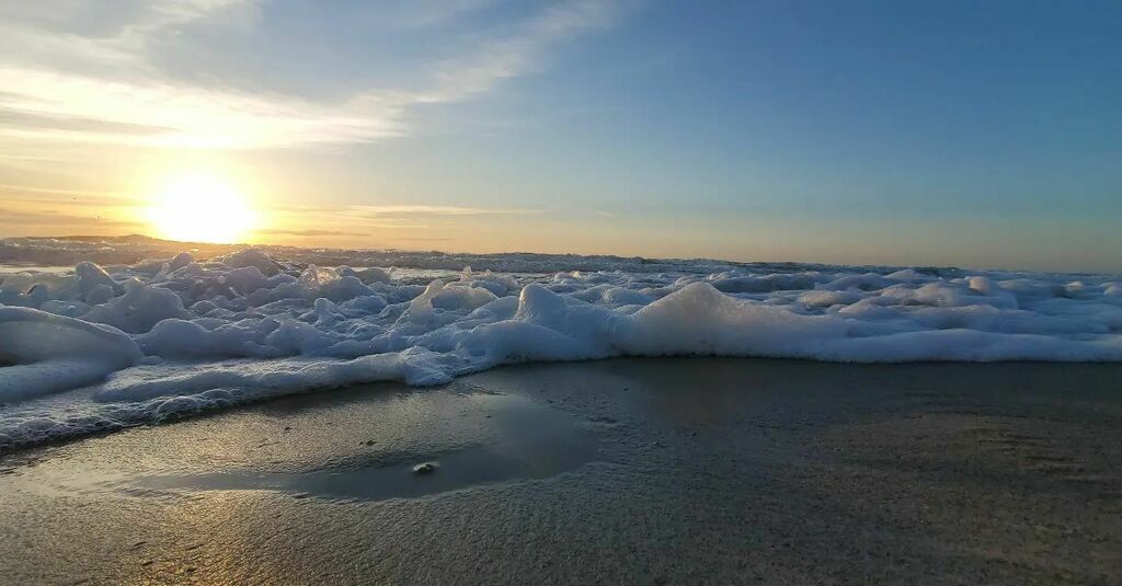 Eric_Larkin's tweet photo. Spring time in Cocoa Beach is amazing ๐๐ Temperature is perfect, humidity is low, and the ocean temperatures are still cool๐๐ Get your #ToesInTheSand
.
.
#cocoaBeach #cocoabeachflorida #ToesInTheWater #SpaceCoast #whybrevard #cocoabeachinsider https://t.co/doP05ffRSk https://t.co/UcYikN03tk