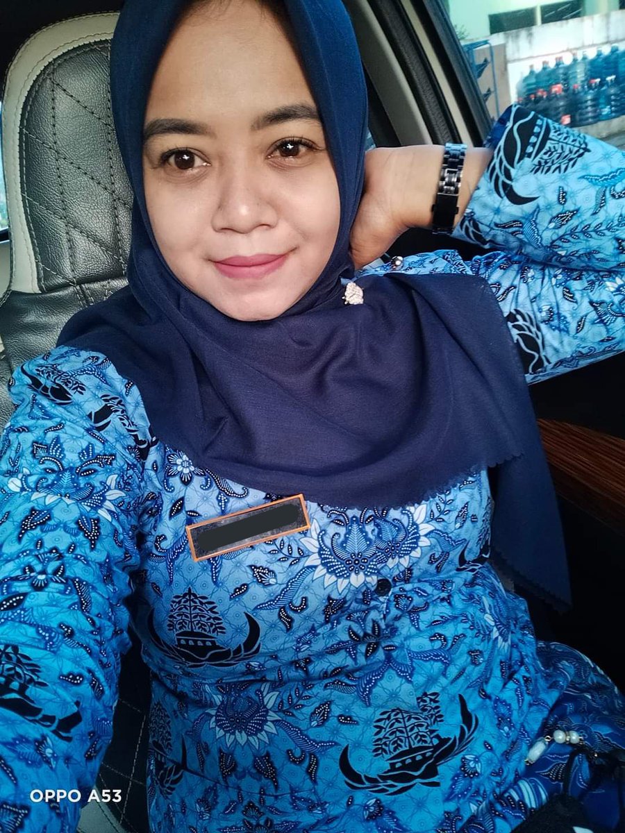 lonerid02794964's tweet photo. Kiriman DM.
Selalu minta crot didalam kalo main sama pacar 💦 https://t.co/CdERagZWST