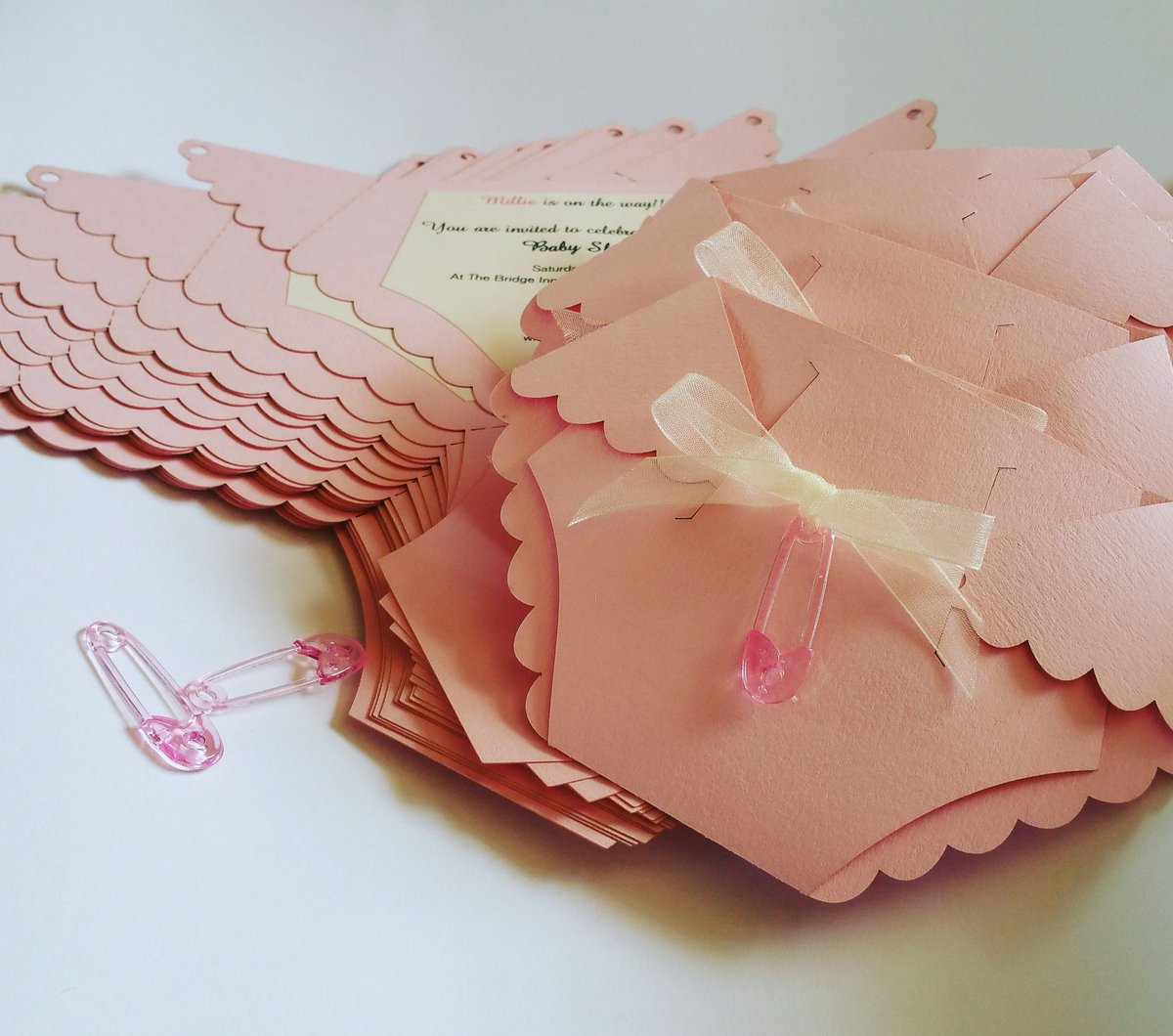 TaylorMaydeuk's tweet photo. P is for pink!

We create lots of pink goodies, great for those newborn gifts ♡

We custom create in any colours ♡

https://t.co/9icS98WQDi

#CCabc #MHHSBD #Pink #weekendvibes #CraftBizParty #UKMakers #giftideas #Online #shopping #specialgifts #smallbiz #UKSmallBizNetwork https://t.co/pGwLtEZG8V