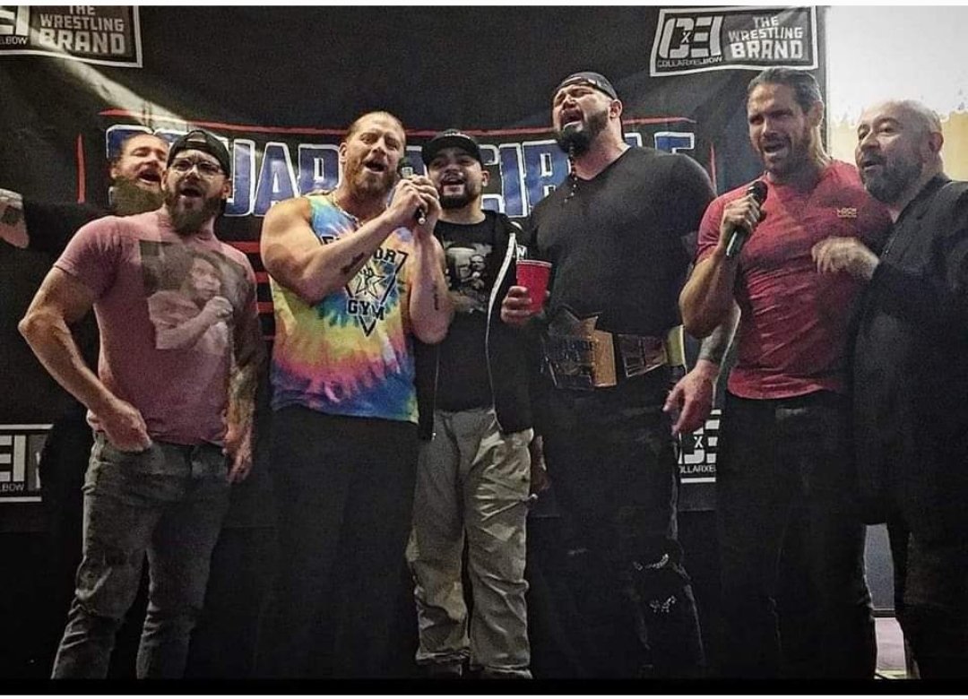 SquarCircleExpo's tweet image. Last night at 3 Count Karaoke we were serenaded by "The #GoodBrother Boy Band"!!!! If you're not at the Wyndham Indianapolis West for #SCX2, what's your excuse!?!?!? We're a little over 30 mins away from day 2! Let's make it one to remember...again!