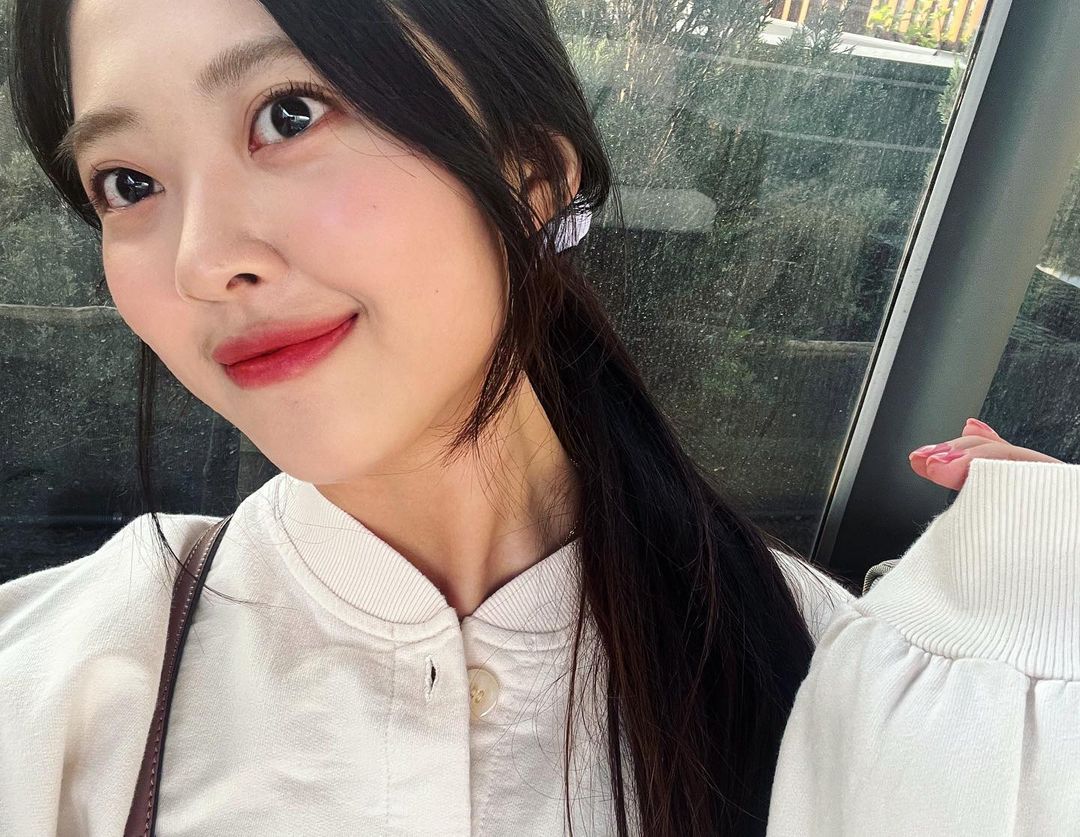 FanaticsBrasil's tweet photo. [🍋] • Atualização da #Yoonhye no Instagram (@/yo_on_hye) 

"❗"

#FANATICS #파나틱스 #윤혜
1/2 https://t.co/M2b3ArveqZ