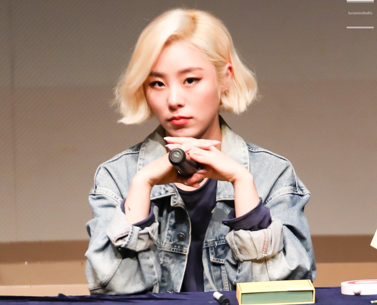 lunaestreIIad0s's tweet photo. 우리 세상의 빛 🤍 
#AceWheeinDay
#꺄항_휘인이생일_꺄항 https://t.co/Ij2I8s6NPu