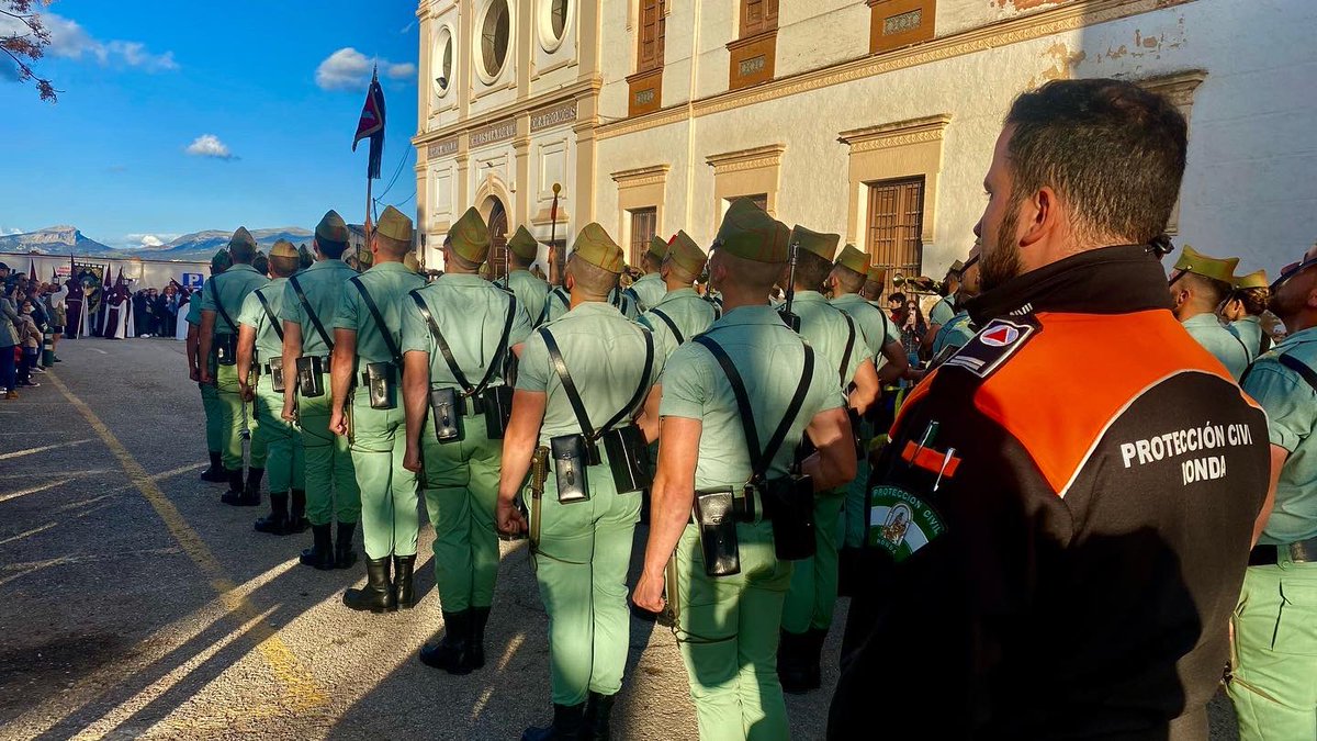 ProtCivilRonda's tweet photo. 🔸Jueves Santo con un gran aforo por las calles de nuestra ciudad #Ronda, donde empezamos cubriendo las estaciones penitenciales de Vera cruz,  Ecce Homo y padre Jesús. cubrimos los itinerarios con patrullas preventivas, y patrullas sanitarias, se realizaron varias intervencione https://t.co/QqUNYoz0Ja