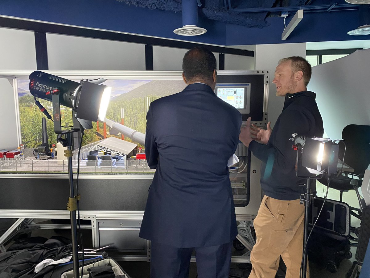 CISAJen's tweet photo. ⏱️Behind the scenes @60Minutes. Enjoyed talking with @BillWhitakerCBS about our @CISAgov🛡Shields-Up (https://t.co/noCFT0QNm8) campaign & the importance of #PreparationNotPanic in the face of potential 🇷🇺 malicious cyber activity here in the US.
See you on Sunday, @CBS! https://t.co/Uz7alFVftC