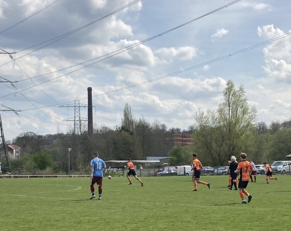 Lovely sunny afternoon down at Warth Meadow. 6-5 win. #spurley