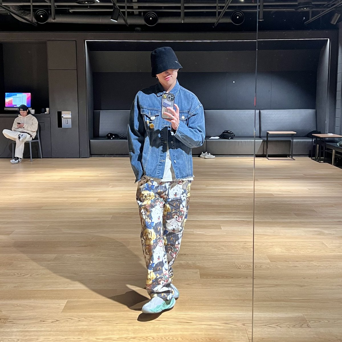 official_yoon_'s tweet photo. 화이팅화이팅💪🏻💪🏻 https://t.co/vSdSi9Zb6B