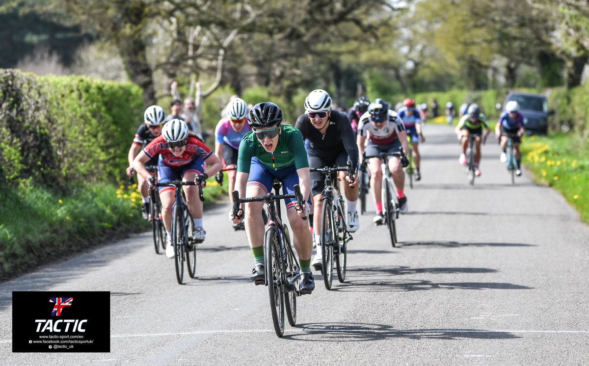There was a massive #WomensCycling race on today. Like history making. But it didn’t finish in #Roubaix it was over in Cheshire! Some future stars racing today!

📸 <a href="/EllenIsherwood/">LancsRacingScene(fb)</a>