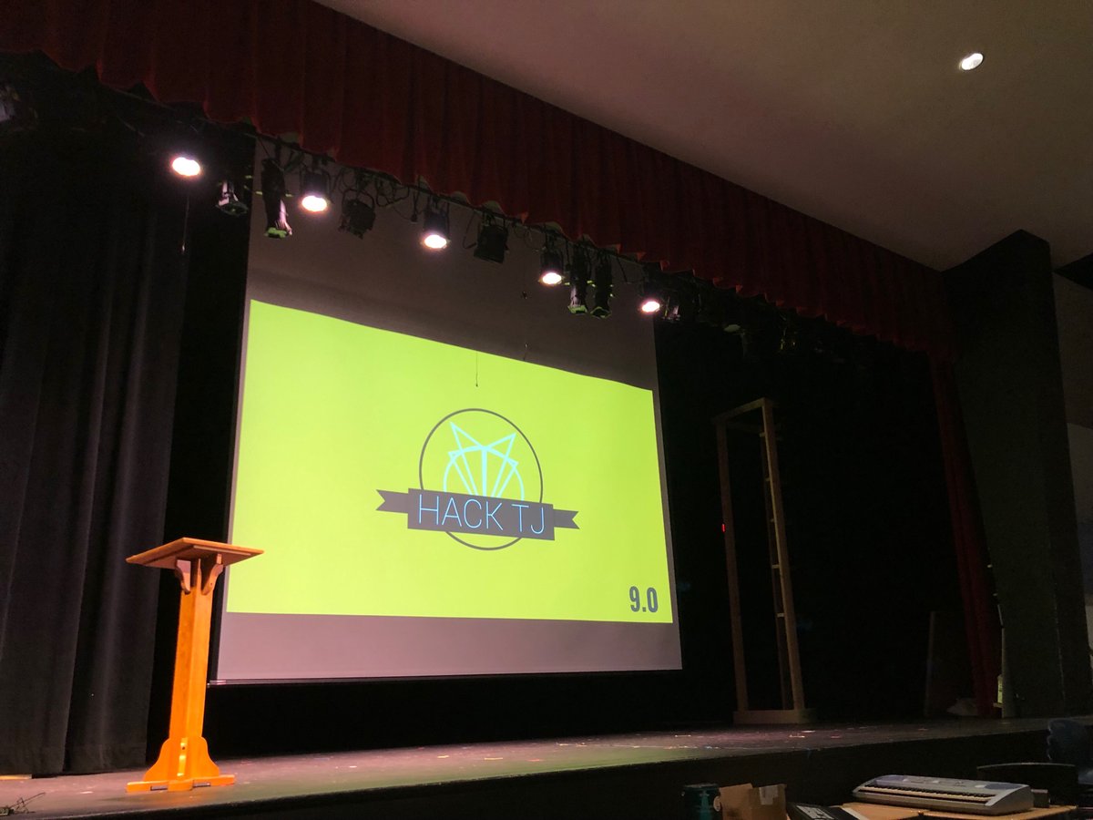 MLHacks's tweet photo. Opening ceremony at #HackTJ 9.0 is about to kick off! https://t.co/Nulr5FBYNj