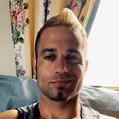 #NewProfilePic https://t.co/ES0sOk64X3<a href="/tag/newprofilepic"class="tags">#NewProfilePic</a>