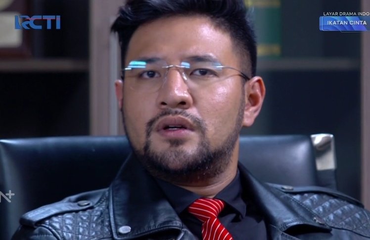 CiputArmy28's tweet image. Si Ninok aja saat seperti otaknya dipake 
Si Amer emang ga punya otak 
Jdi pengacara sekolahnya dr gugel
Standar The Winner merusak profesi pengacara 😑🤨😠🤮

#IkatanCintaEp689
#IkatanCintaBadScript 
#IkatanCintaBadwriters