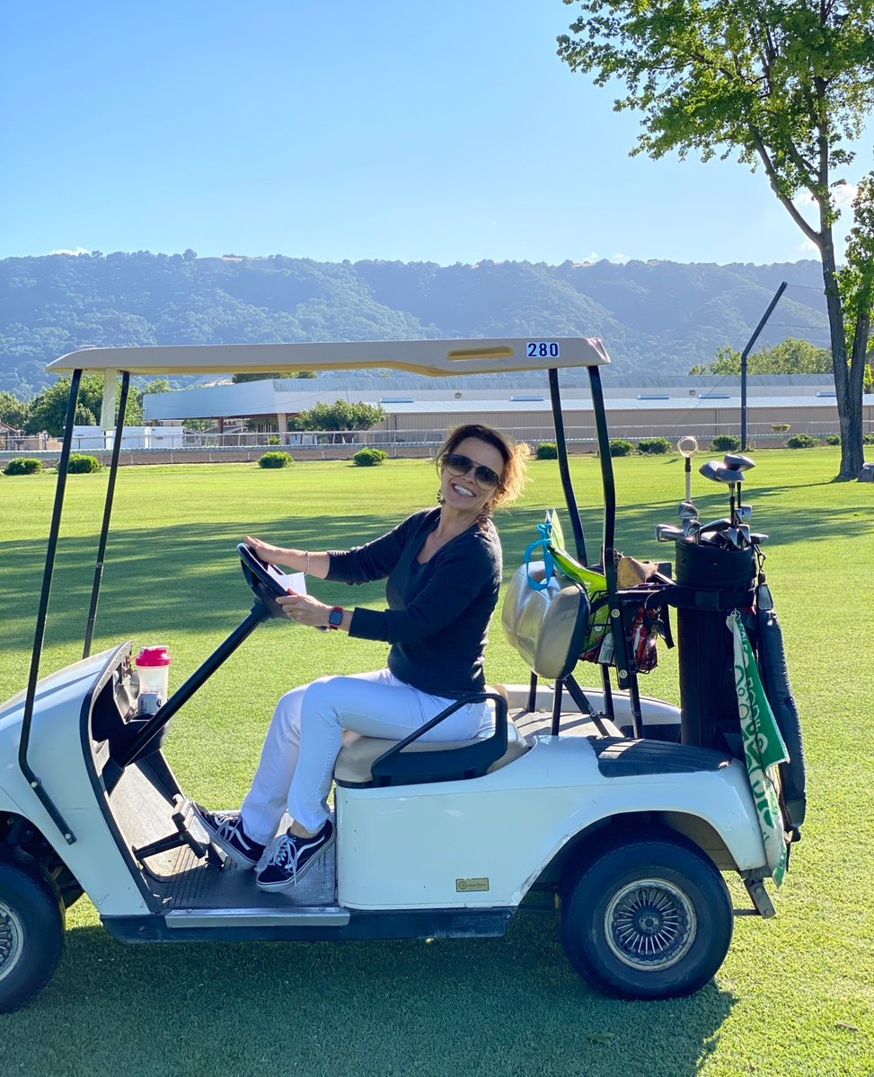 ovviawellness's tweet photo. Golfing today! It's all about spending time outdoors with friends, laughing! That's why they call it "hits-&amp;-giggles"! 

Laughter &amp; spending time with others helps boost mental wellness too! 

#ovvia #wellness #self-care #mentalhealth #healthylifestyle #health #golf https://t.co/hK1Wq6yyl1