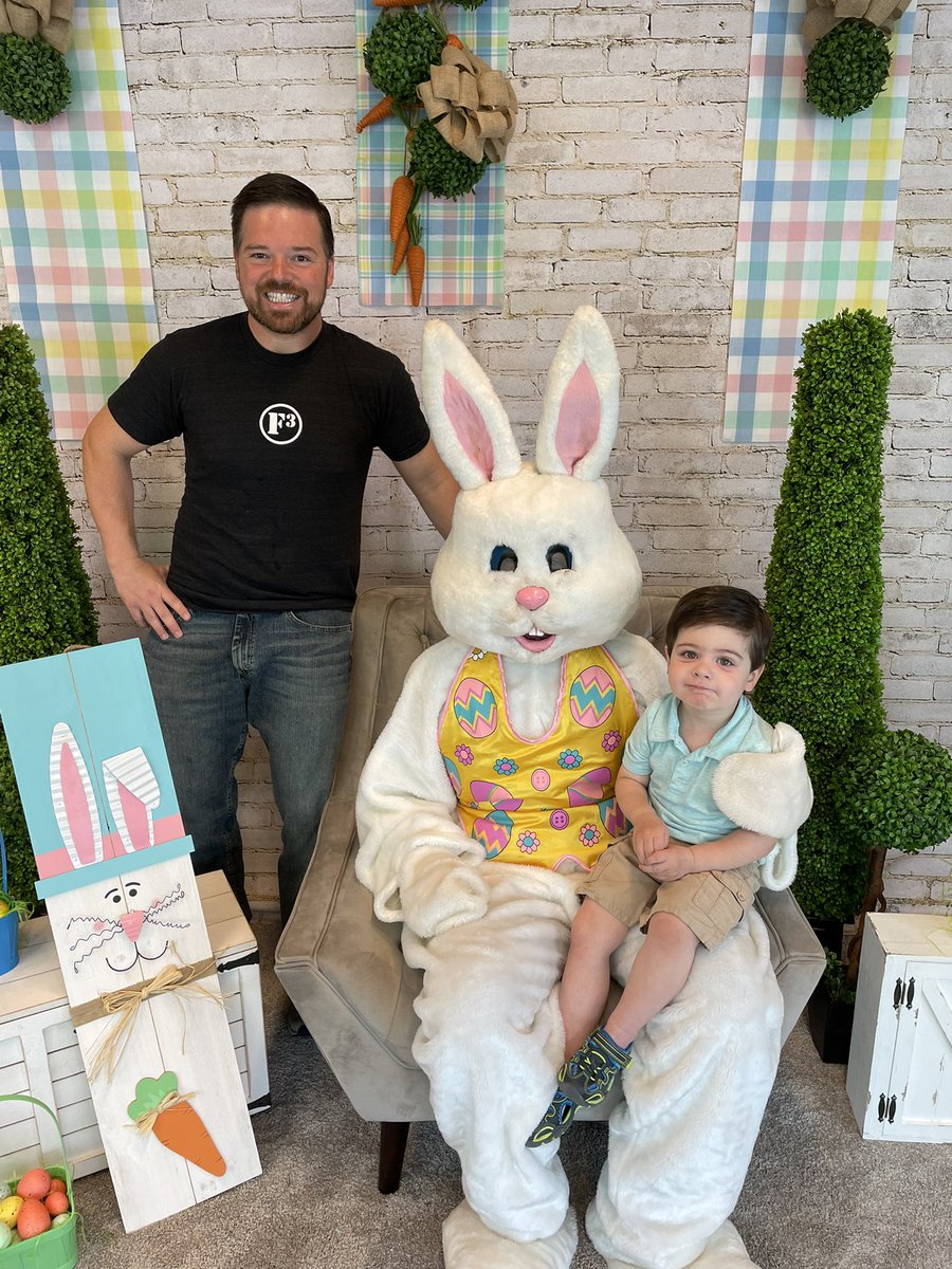 Easter bunny!

#pictureyourselfieVH #RTM