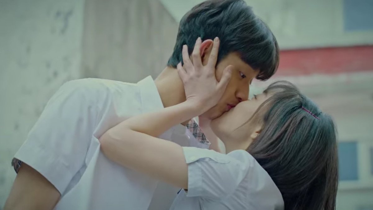 chaedaely's tweet photo. "at least that summer was ours to keep"

thank you hansu and eunhee for the beautiful first love story 🥹❤️

#OurBlues #OurBluesEp3 https://t.co/gF3rf6eIci
