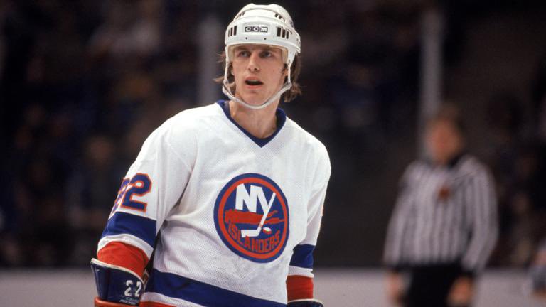 Rest In Peace Mike Bossy!  Worlds greatest pure goal scorer. May god bless your family #sniper  Nine 50 + seasons in 10 yr injury shortened career. His final yr he scored 38… hockeydb.com/ihdb/stats/pdi…