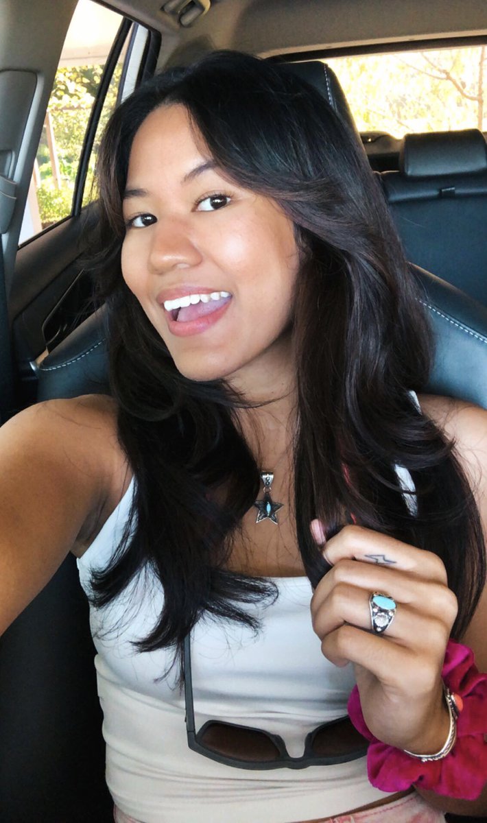 did I pull off the blonde??? Give me attention pls 😂