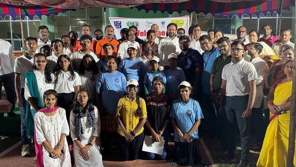 kishanreddybjp's tweet photo. Attended the Prize Distribution Ceremony of the Cultural &amp; Sports Program organised by the ‘Development Association  Of The Blind, Telangana’ for our Differently Abled Students, at HMWSSB Grounds, Amberpet, #Secunderabad. https://t.co/mGyvyNApNt