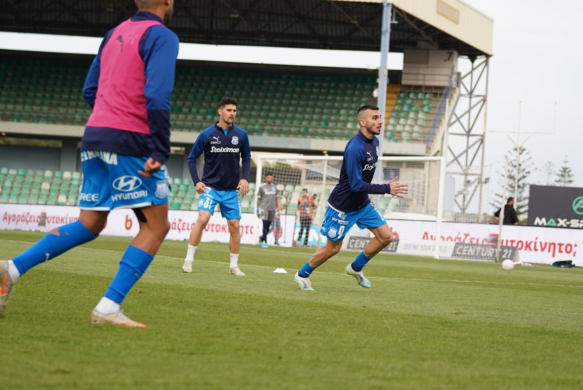 APOLLONOFFICIAL's tweet photo. 📸 #GamePhotos | Το φωτορεπορτάζ από την προθέρμανση στο Τσίρειο 

#ApollonFC #WeAreOne #ApolPaf #MoreThanFootball https://t.co/P72ZCZ1I4g
