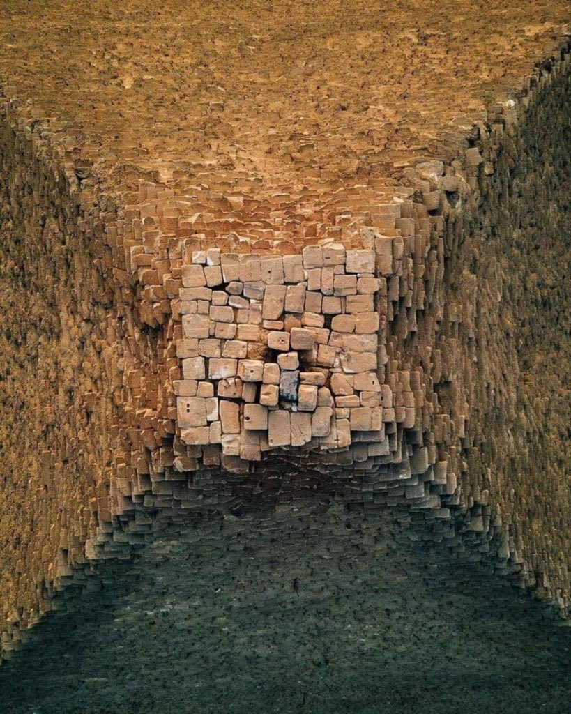 ValaAfshar's tweet photo. The top of the Pyramid of Giza, Egypt https://t.co/3Kmytn0SMO