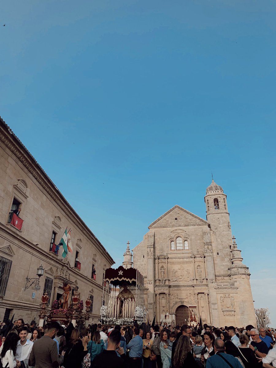 Isaabelmt's tweet photo. ✨Semana Santa y Úbeda✨ https://t.co/D6PHHcy49Z