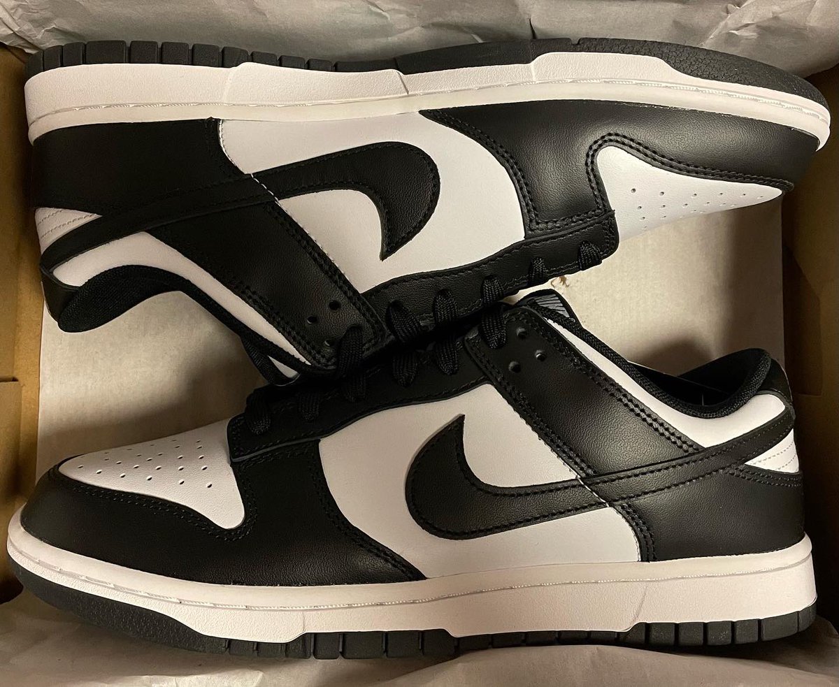 8701064mj's tweet photo. DUNK LOW RETRO🔥
White / Black (通称パンダ🐼❓)
DD1391-100 ¥12,100
2022・4/13
ここ最近頻繁に🐿するようになってきた。いっその事、AF1のall wh/bkのように、いつでも店舗に在庫するように、誰でも買えるようになれば良いと思う今日この頃🍜
チャイナ製🙆♂️🇨🇳
#nike #dunk #dunklow #dunkpanda https://t.co/afqsdtTEj0