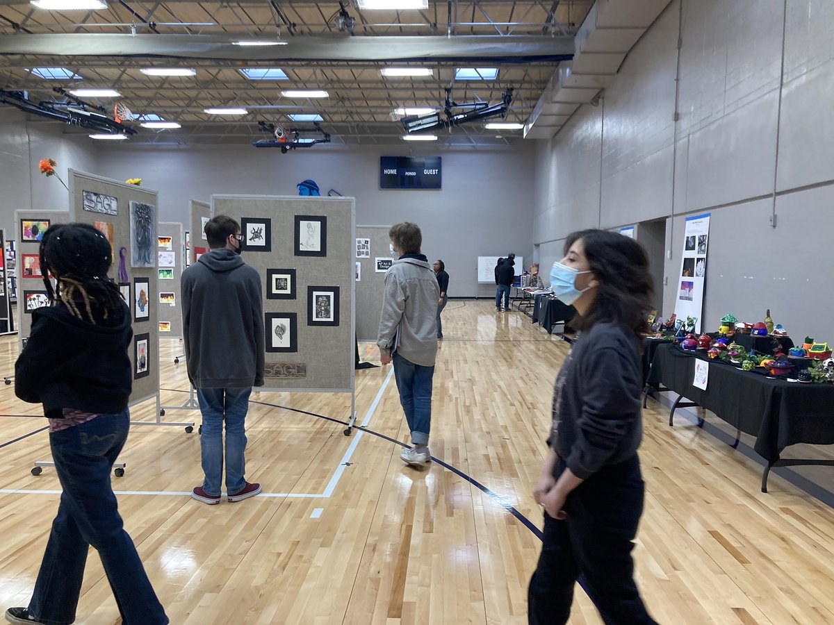 Delayed Reaction: The OPHS ART SHOW was AMAZING! So Of Course Friday all Art Courses took an Art Appreciation Walk. My courses took sticky notes &amp; were instructed to give some ❤️ &amp; positivity to any artwork that caught their eye. Sticky notes galore made my heart happy🎨🗝❤️