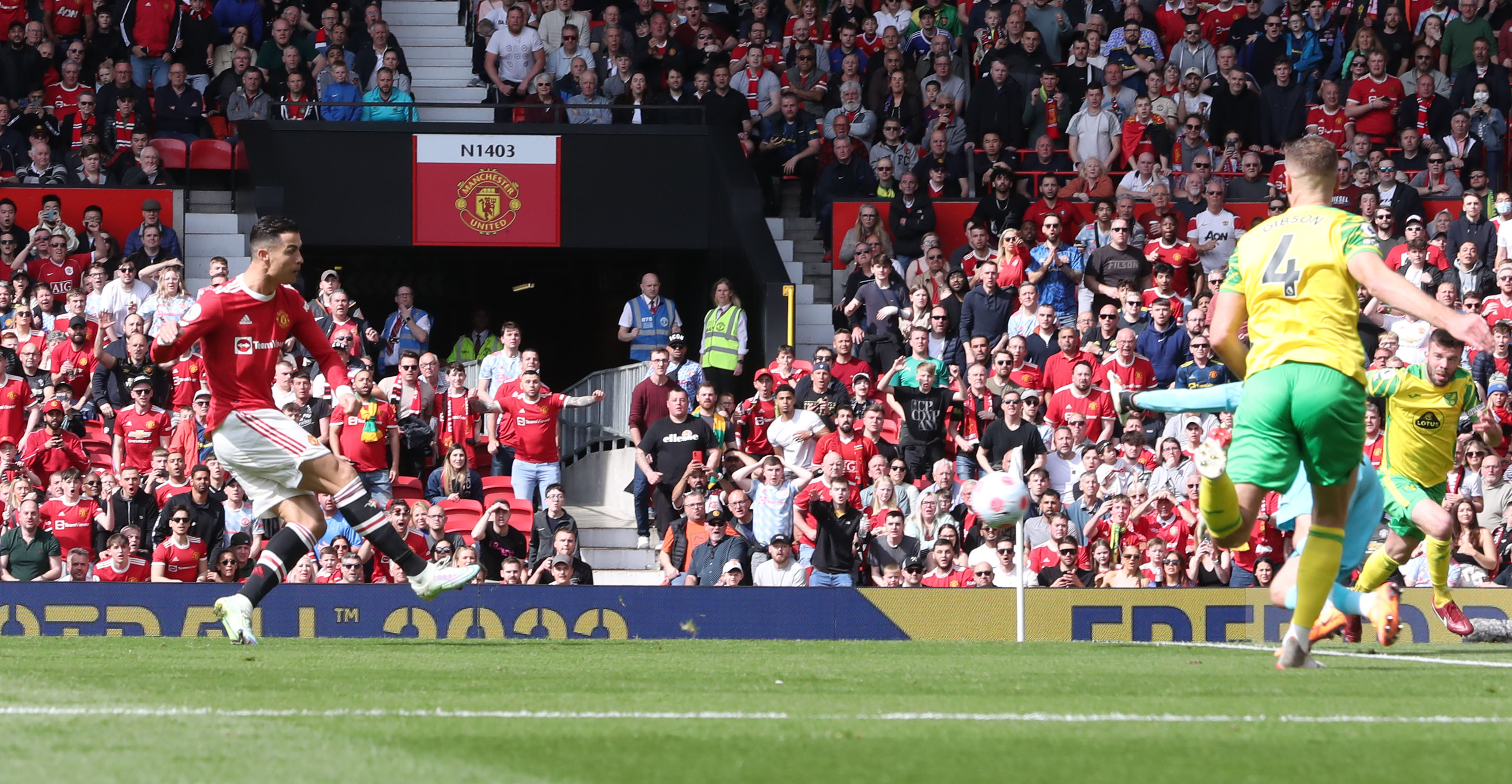 Cristiano Ronaldo scores his 60 career hat-trick as Manchester United wins stubborn Norwich at Old Trafford