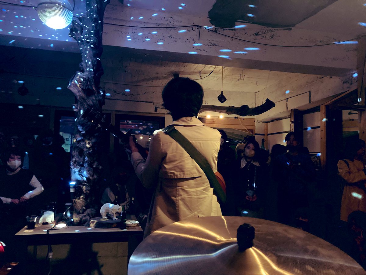 senooricky's tweet photo. 色々がっちゃがちゃだった久しぶりのゆーきゃんのライブ、この場に立ち会えた事が幸せであり、HOTORIは無くなるけどまた新たな場所で文化が熱を持つ瞬間を楽しみにしておこうと思う https://t.co/83VUNYqW4i