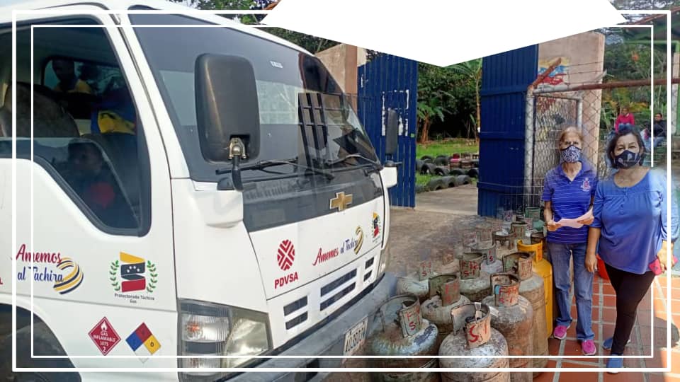 GasTachira's tweet photo. ¡Todo es posible! Gracias al accionar y trabajo constante del gobierno revolucionario a través de @GasTachira, la @Gob_Tachira y Pdvsa @gas_comunal, seguimos llegando a todos los hogares de la región, garantizando que las familias tengan combustible doméstico 👏@junrosxtachira1. https://t.co/N2uXz2nWib