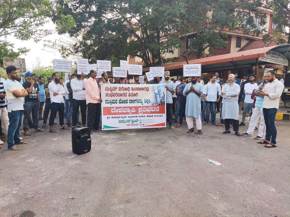 PFIkarnataka's tweet photo. Raichure City, Sakleshpura, Udupi, Belguam

#ResistAntiMuslimViolence
#IndiaWithPFI
8/n https://t.co/xKxkdNQKl4