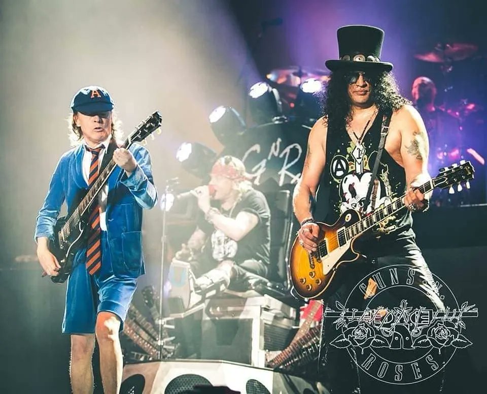 Guns N' Roses every time tweet media