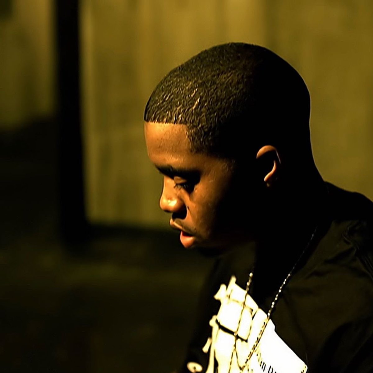 ilovehiphop_88's tweet image. 20 years ago @Nas released One Mic