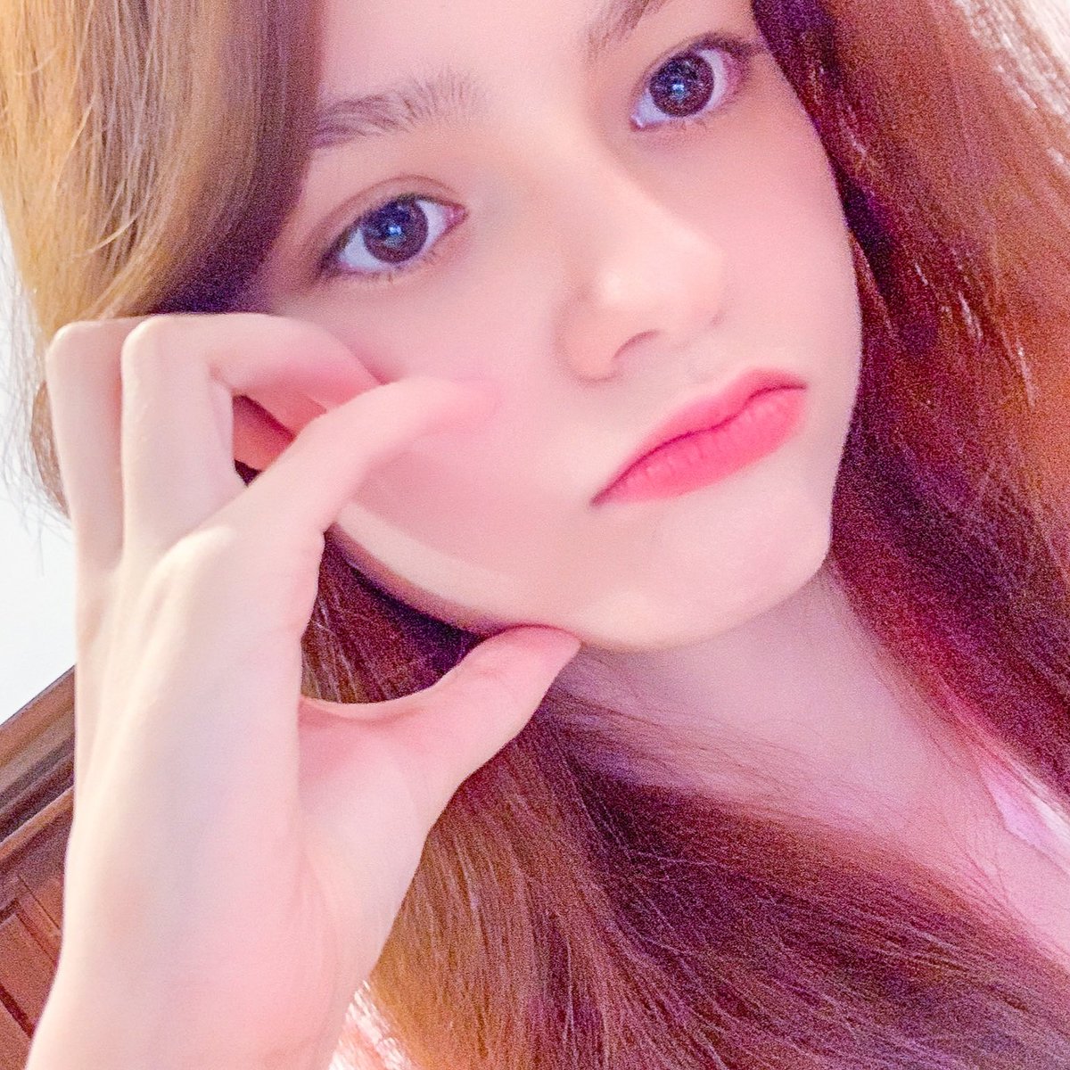 MMbeckysangels's tweet photo. She is so mature now .Even we feel like she is so cute, we have to accept that she become lady now. 
She gives us tips and motivation during the short time. She knows how to communicate with people . And she is so elegant tonight 
Mami Love you baby
@AngelssBecky 
#BeckysAngels https://t.co/2PxMQH1zFN