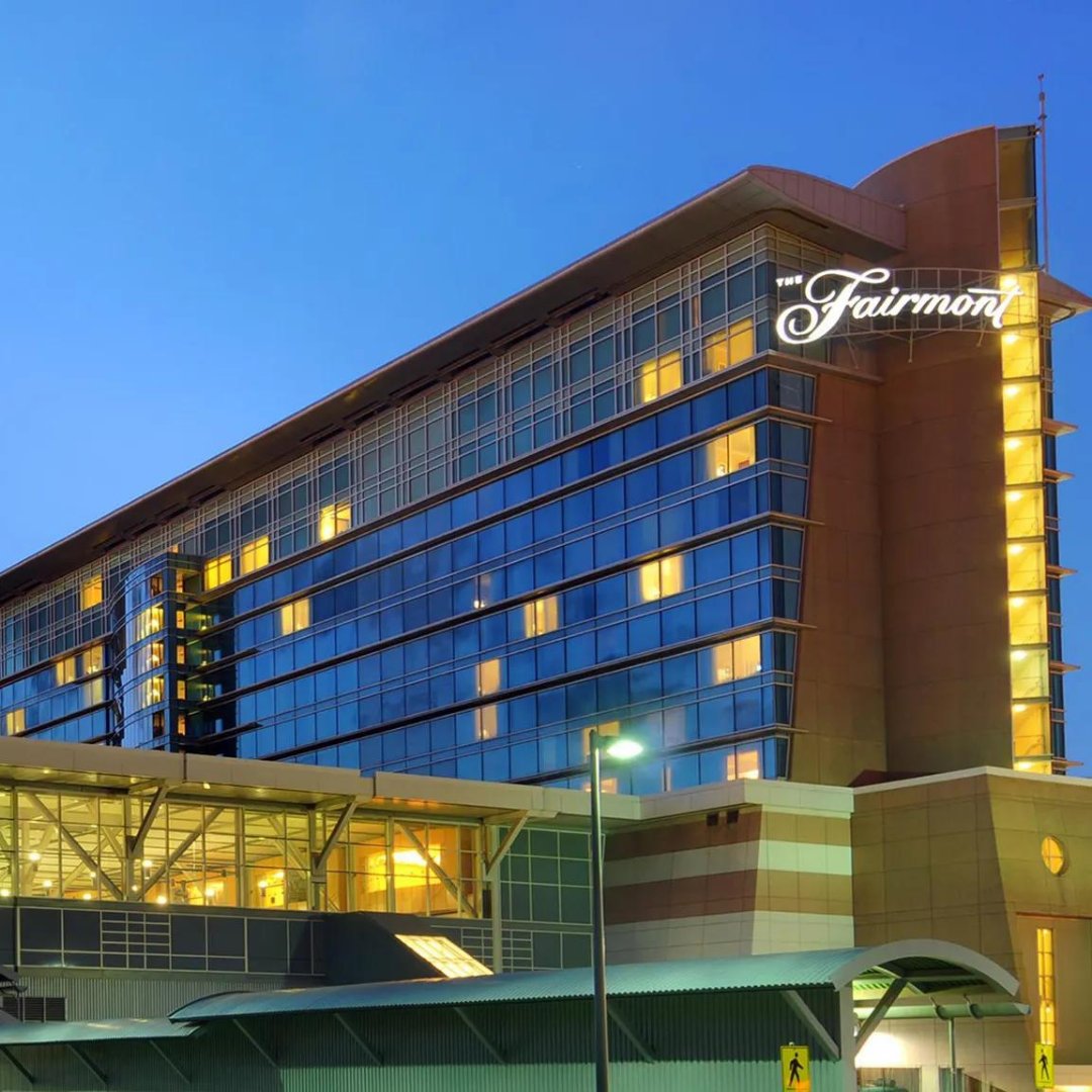 AbsoluteSpa's tweet image. Flight got delayed? No worries! Stop by the spa at our Fairmont Vancouver Airport location for a quick spa moment... 

Click below to book 🛬
zcu.io/dqz1 

#absolutespa #fairmontvancouverairport #spaday #momentofwellness #treatyourself #vancouverbc #richmondbc